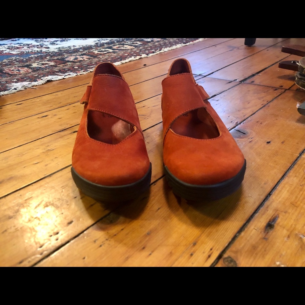 Arche Slip-On Suede Shoes